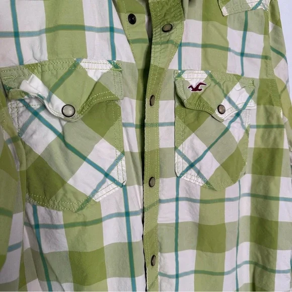Hollister Men’s Green and White Plaid Snap Button Down Shirt Size Large - Picture 2 of 9